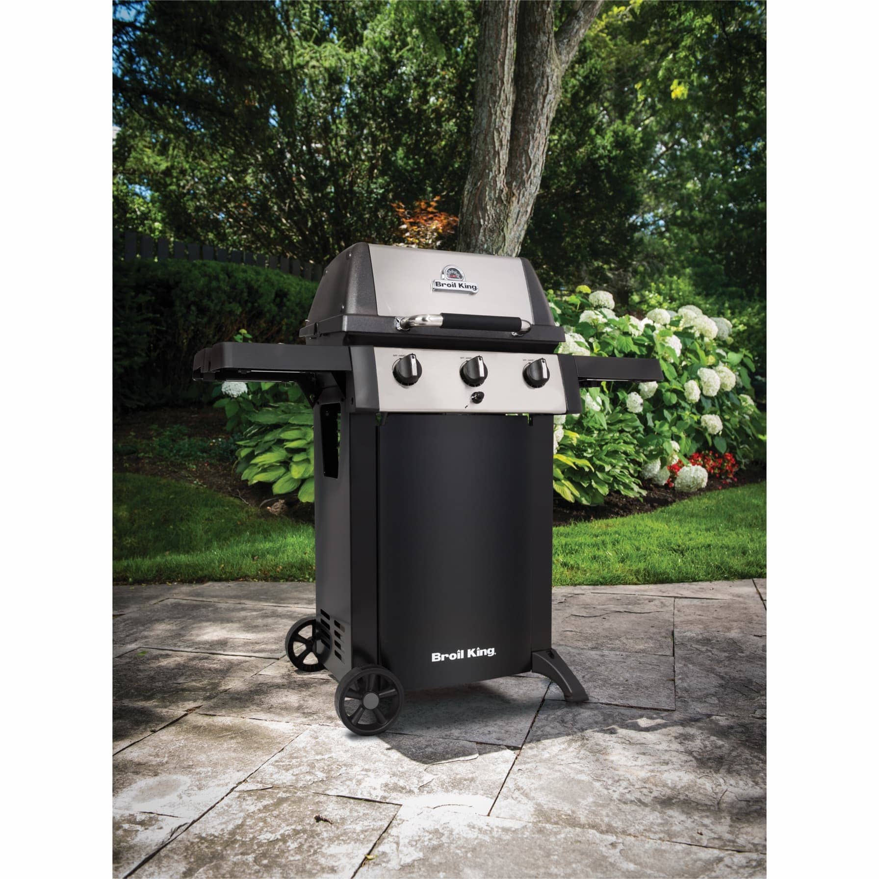Broil King Gem 310 3-Burner Gas Grill