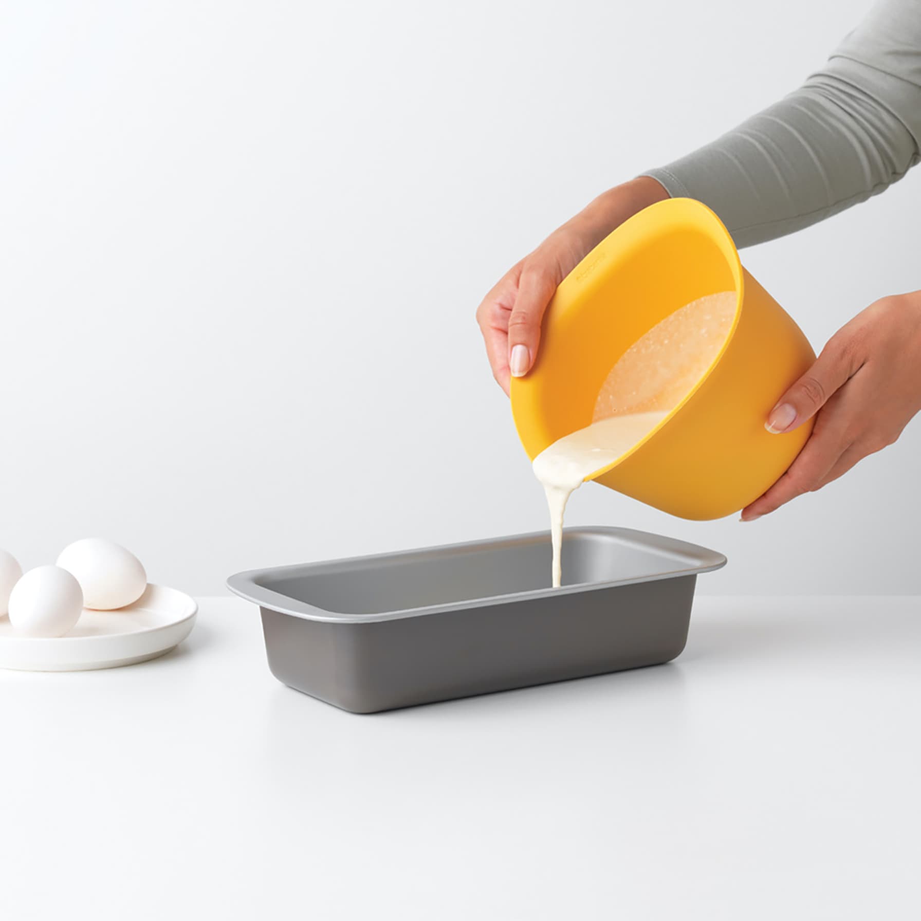 Brabantia Tasty+ Silicone Mixing Bowl (1.5 L, 17.5 x 17.5 x 12.5 cm) 