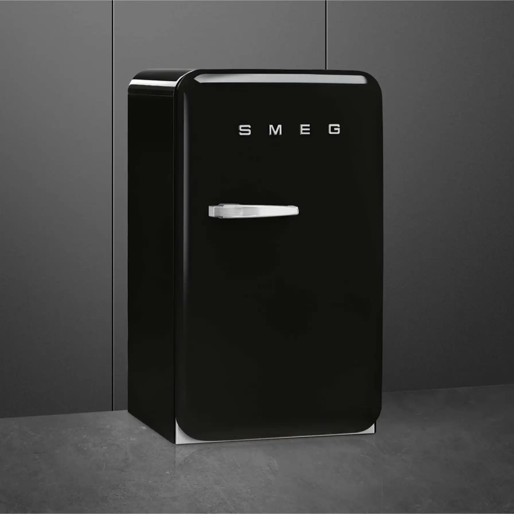 SMEG 50s Retro Style Freestanding Single-Door Refrigerator, FAB10RBL5 (118 L)