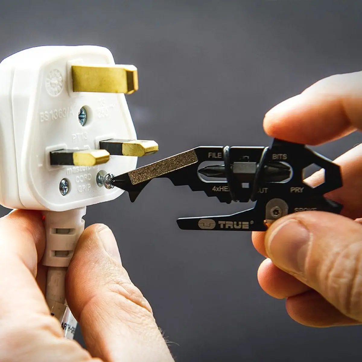 True Utility Fishface Pocket Multitool, TU206 (90 x 18 x 9 mm)