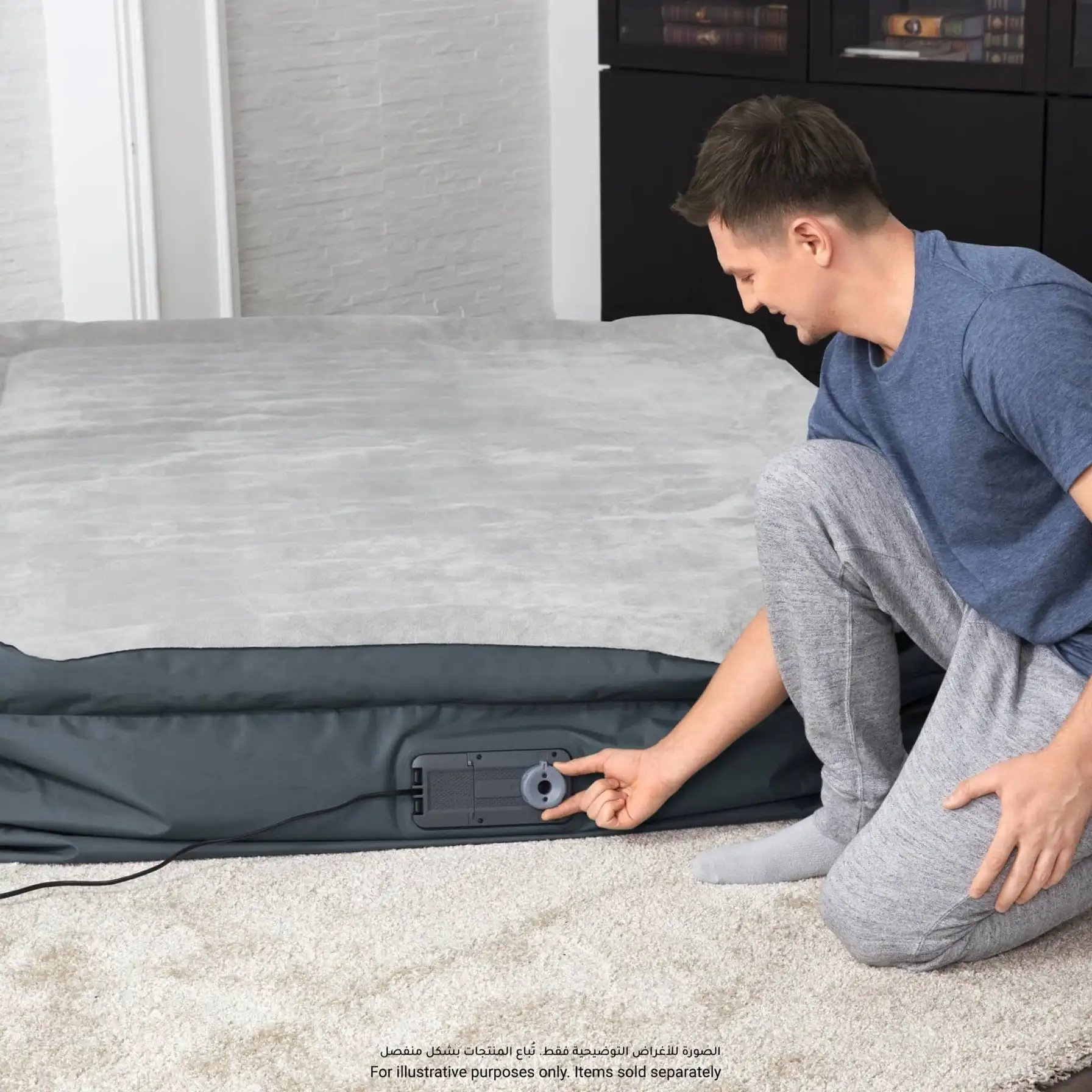 Bestway Fortech Snugable Top Queen Air Mattress W/Built-In AC Pump (203 x 152 x 46 cm)
