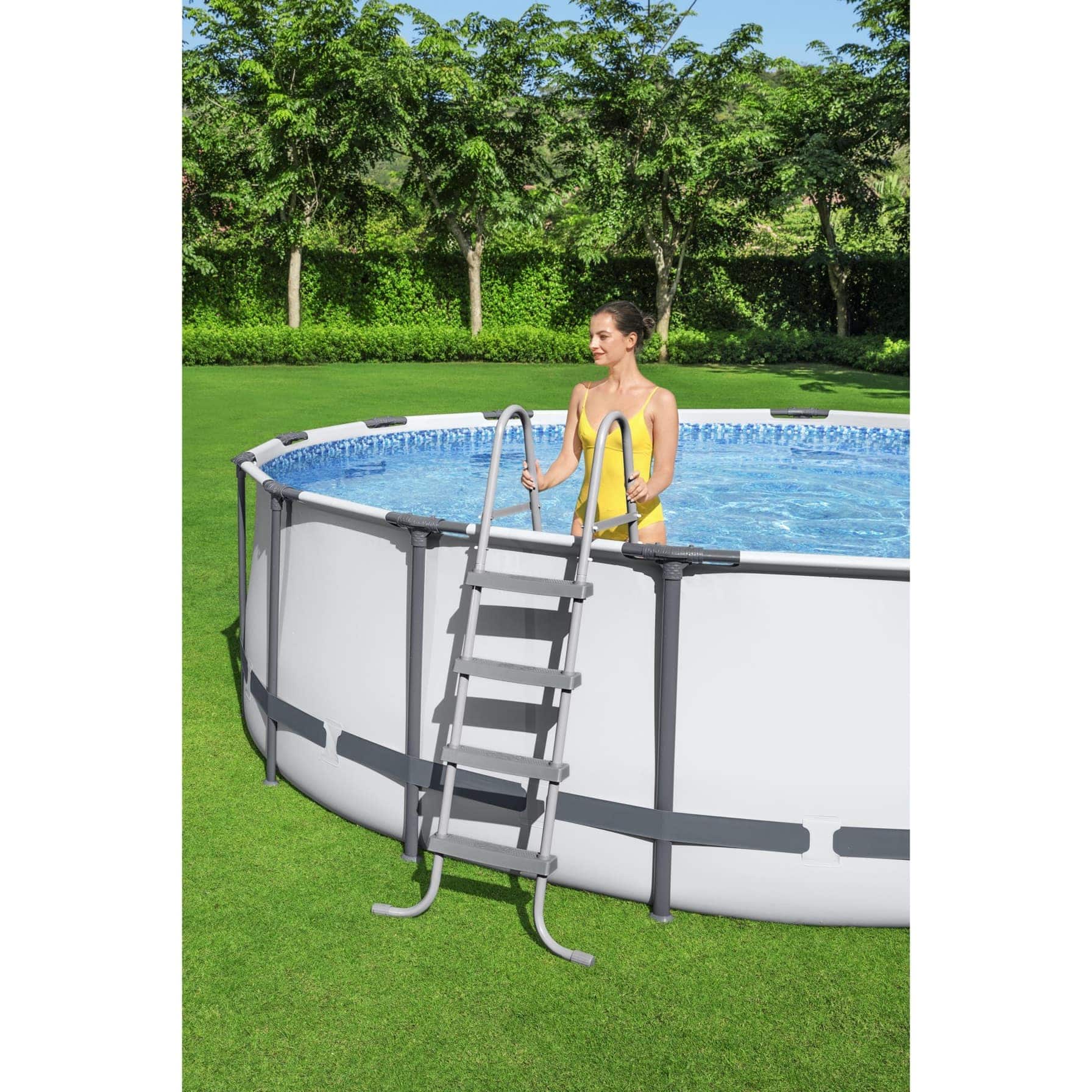 Bestway Pro Max Steel Pool Set (5.49 x 1.22 m, 4 Pc.)