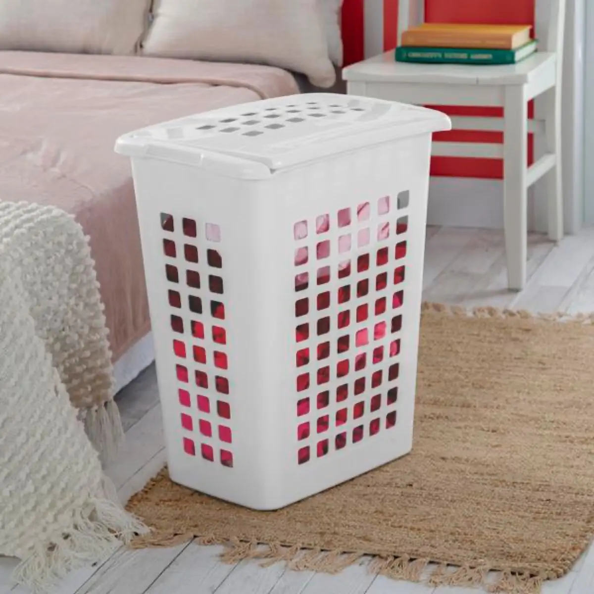 Sterilite 12177906 Plastic Lifttop Laundry Hamper (White)