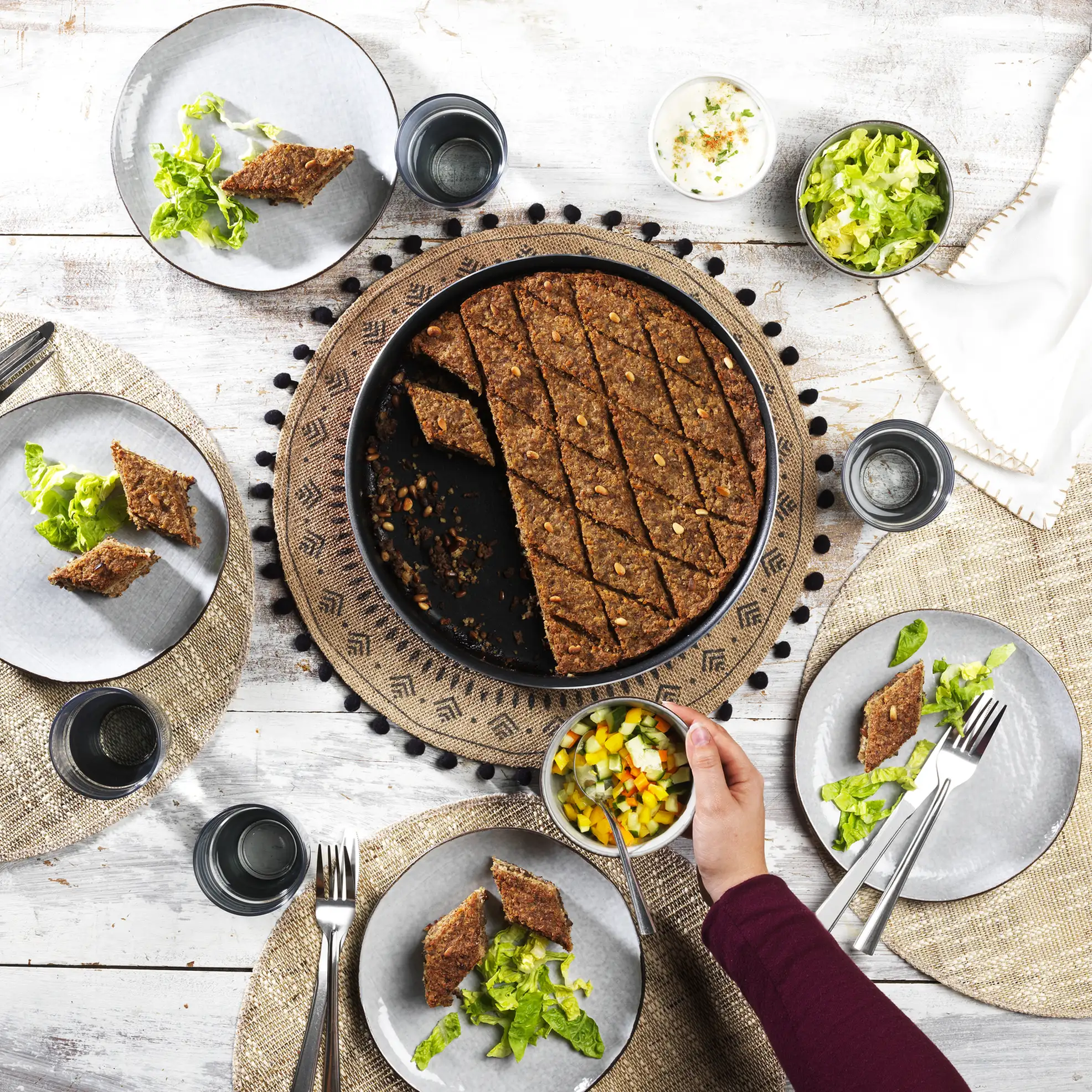 Tefal TempoFlame Round Aluminum Oven Dish (34 cm)