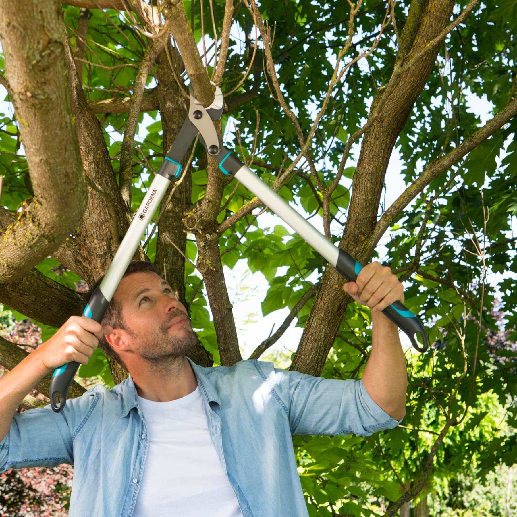 Gardena EnergyCut 750 A Pruning Lopper 
