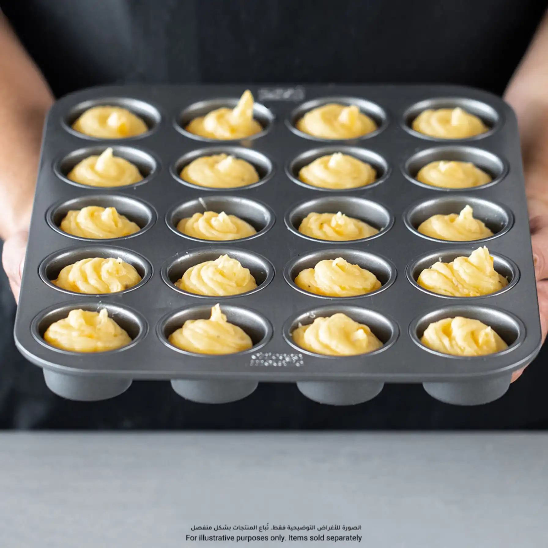 Chicago Metallic 20-Slot Non-Stick Tea Cake Pan