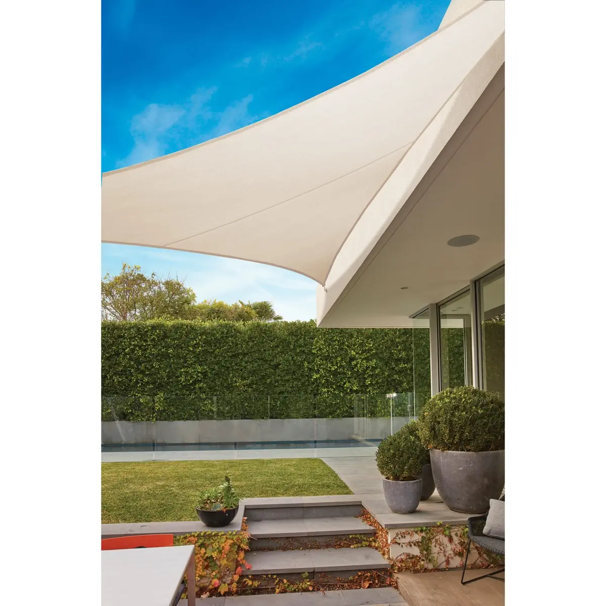 Coolaroo HDPE Commercial Grade Triangle Shade Sail (500 x 500 cm, Shell)