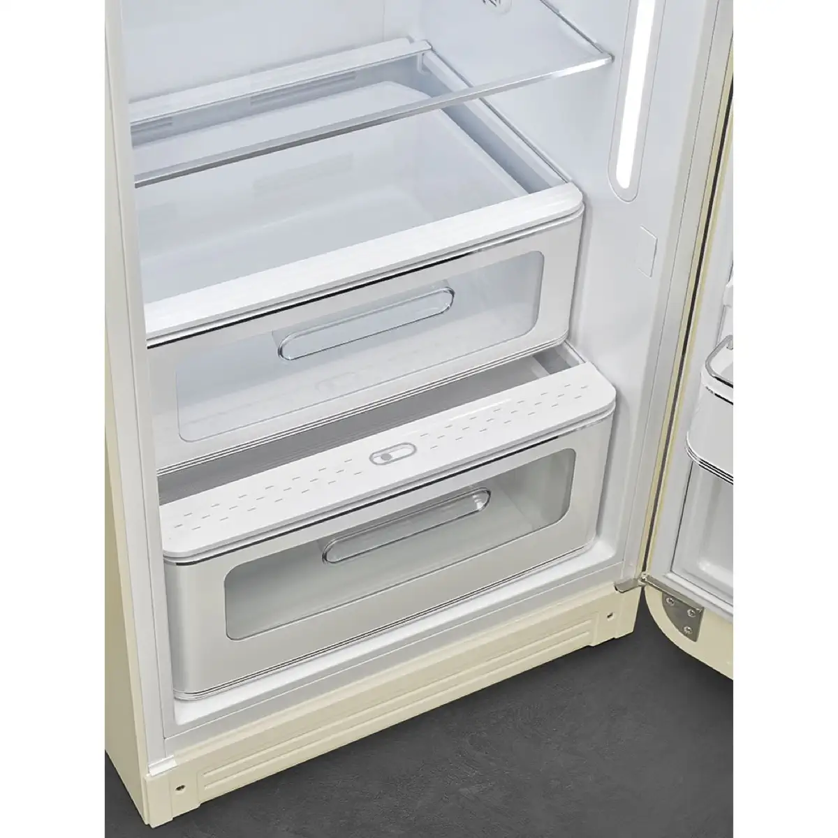 SMEG Freestanding 50s Retro Style Refrigerator, FAB28RCR5GA (281 L)