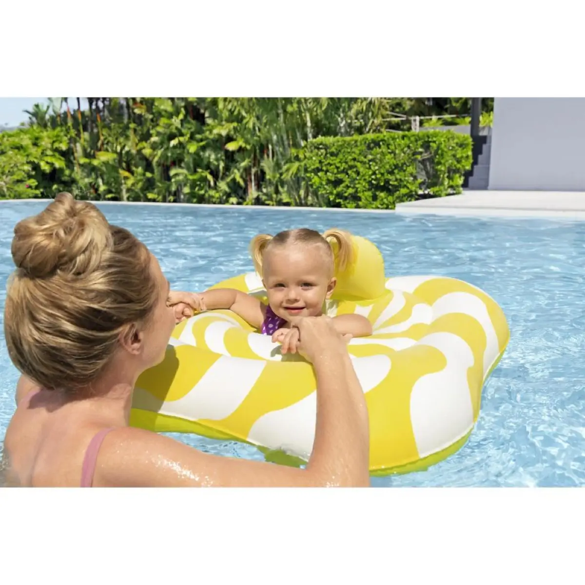 Bestway Swim Safe Float Wavy Square Ring  Baby Seat (72 x72 x 27 cm, Multicolor)