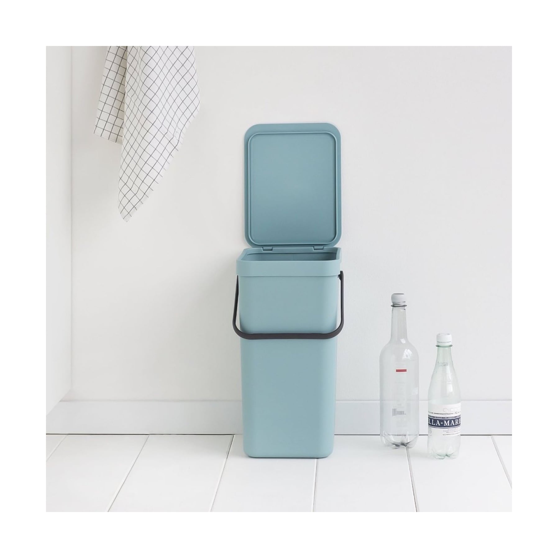 Brabantia Sort & Go Waste Bin (16 L, Green)