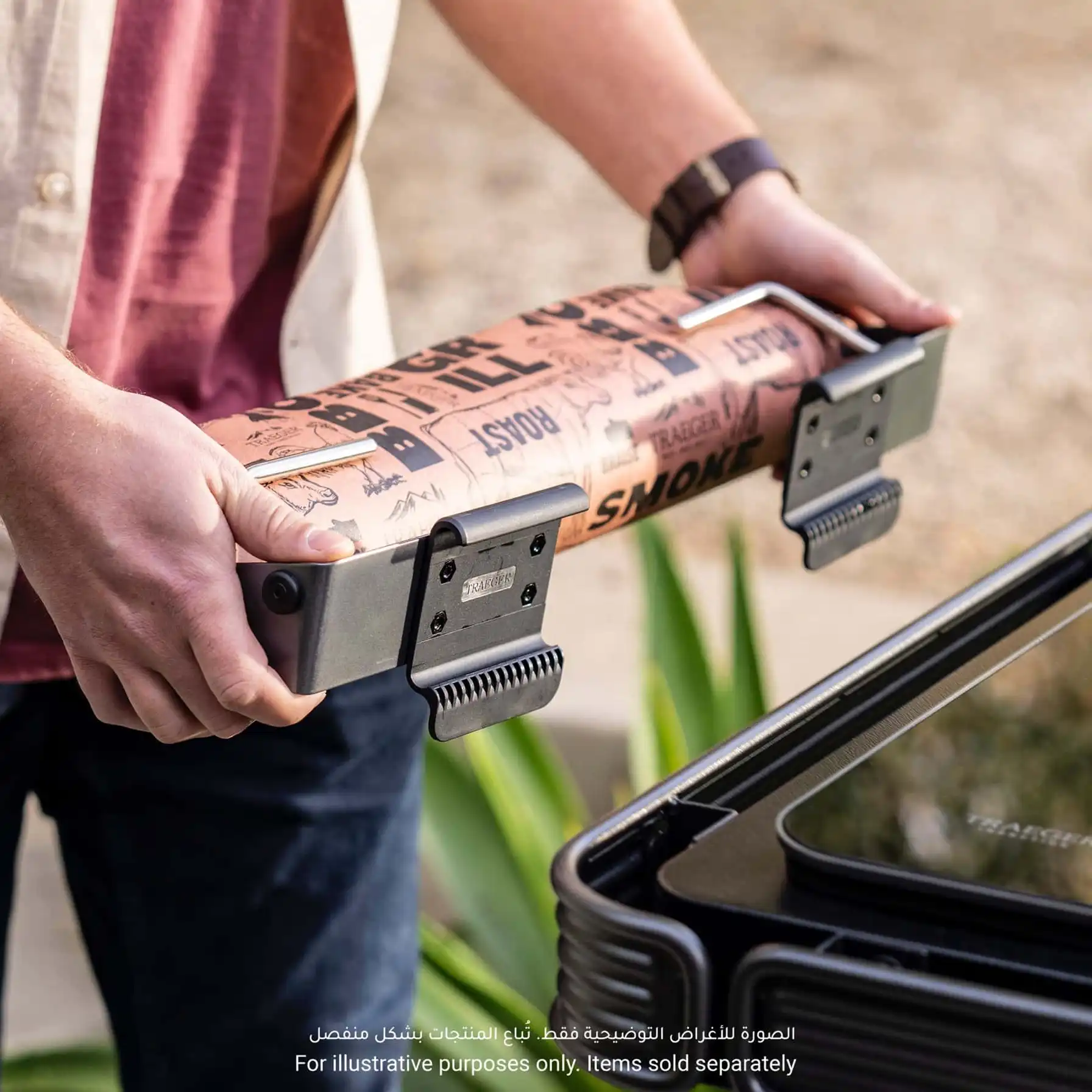Traeger P.A.L. Pop-And-Lock Roll Rack (27.43 x 10.41 x 8.89 cm)