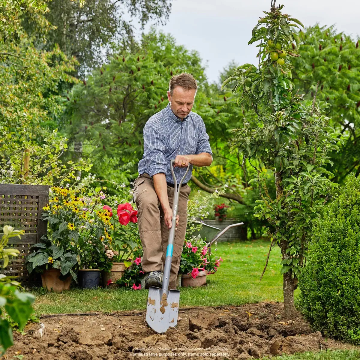 Gardena NatureLine Ash Wood Pointed Spade (117 cm)