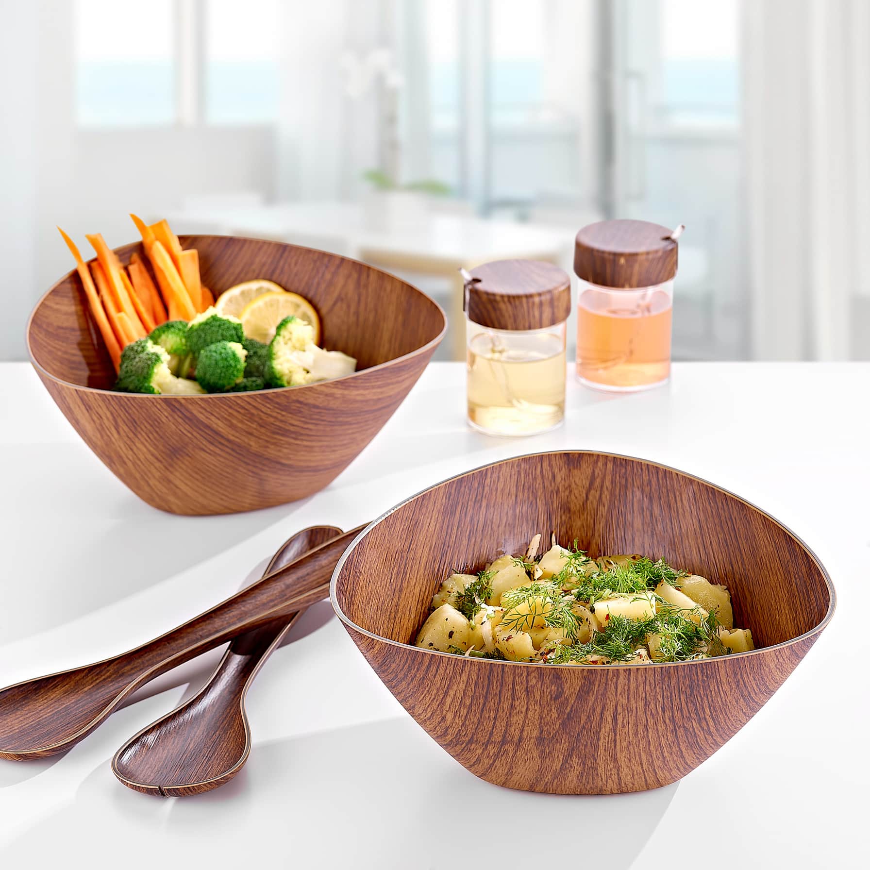 Evelin Triangle Bowl, Extra Large (29 x 10.5 x 29 cm)