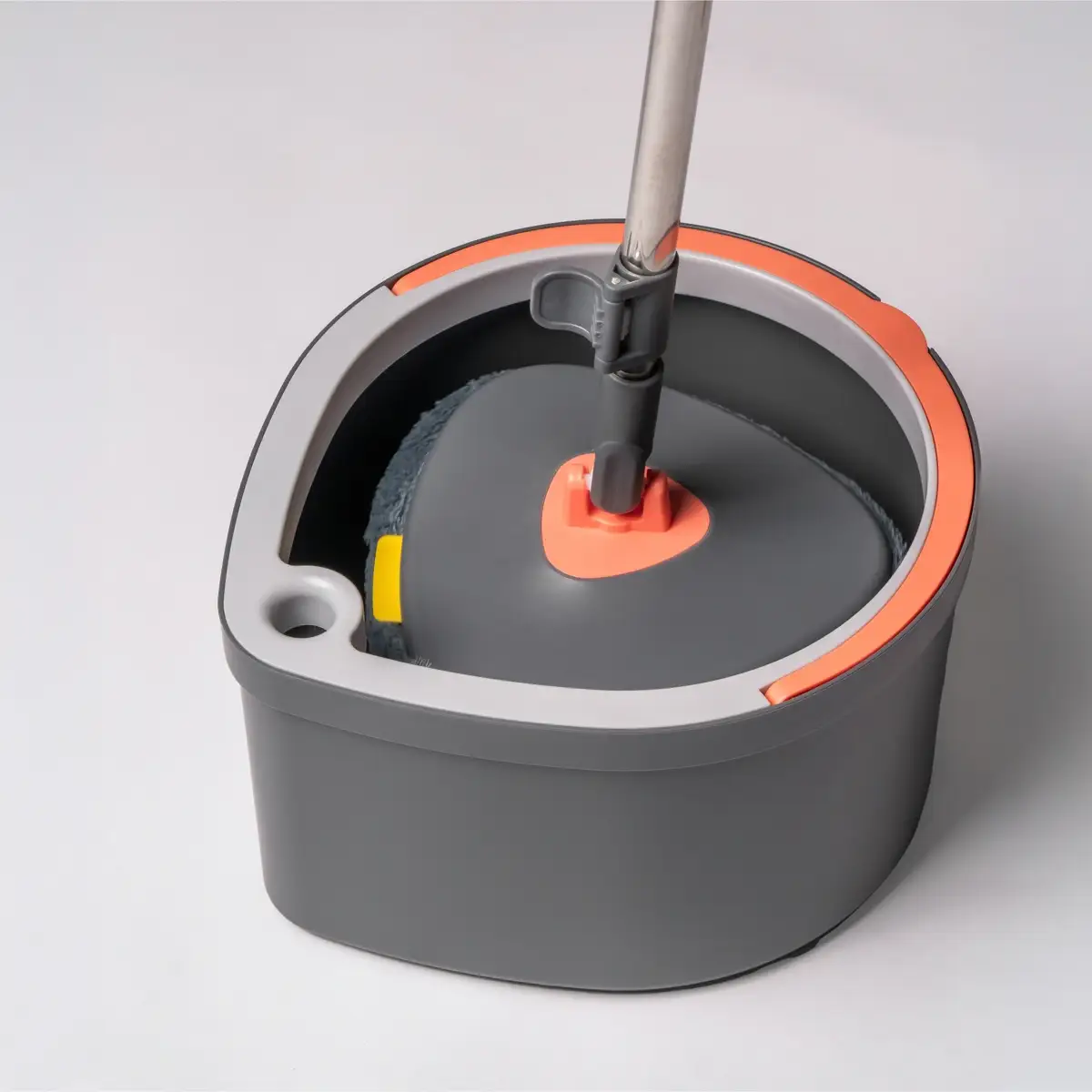 Homeplus Triangle Spin Mop & Bucket