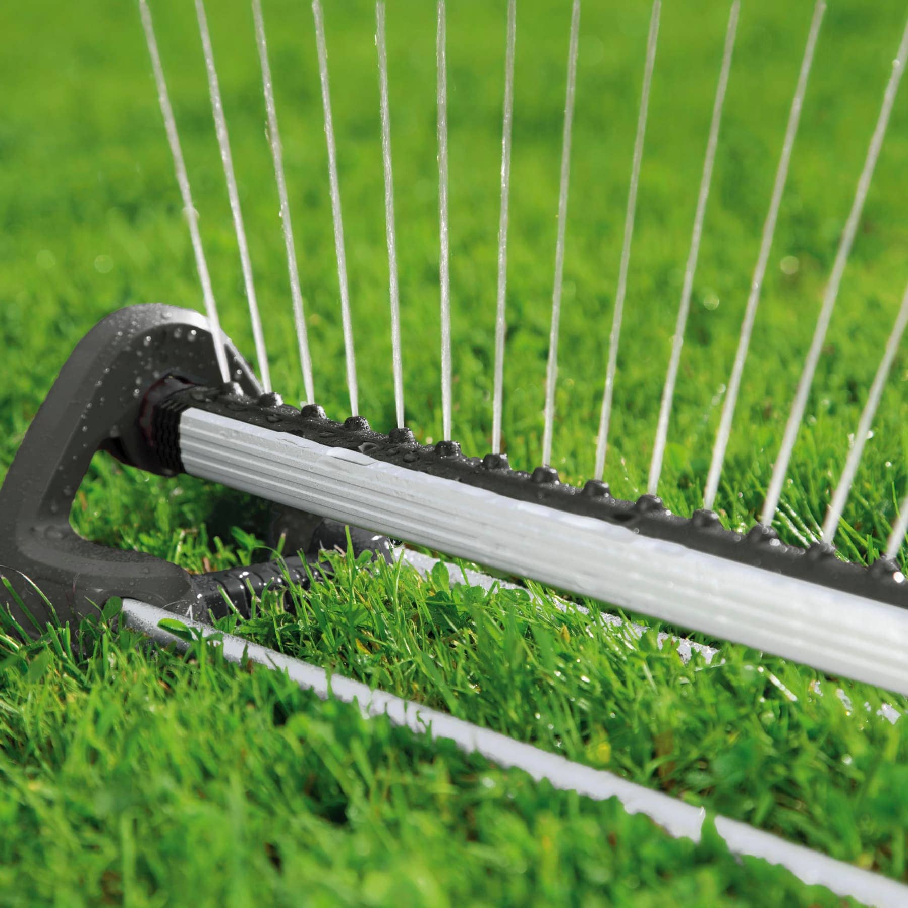 Gardena Aqua M Oscillating Sprinkler, 18702-20