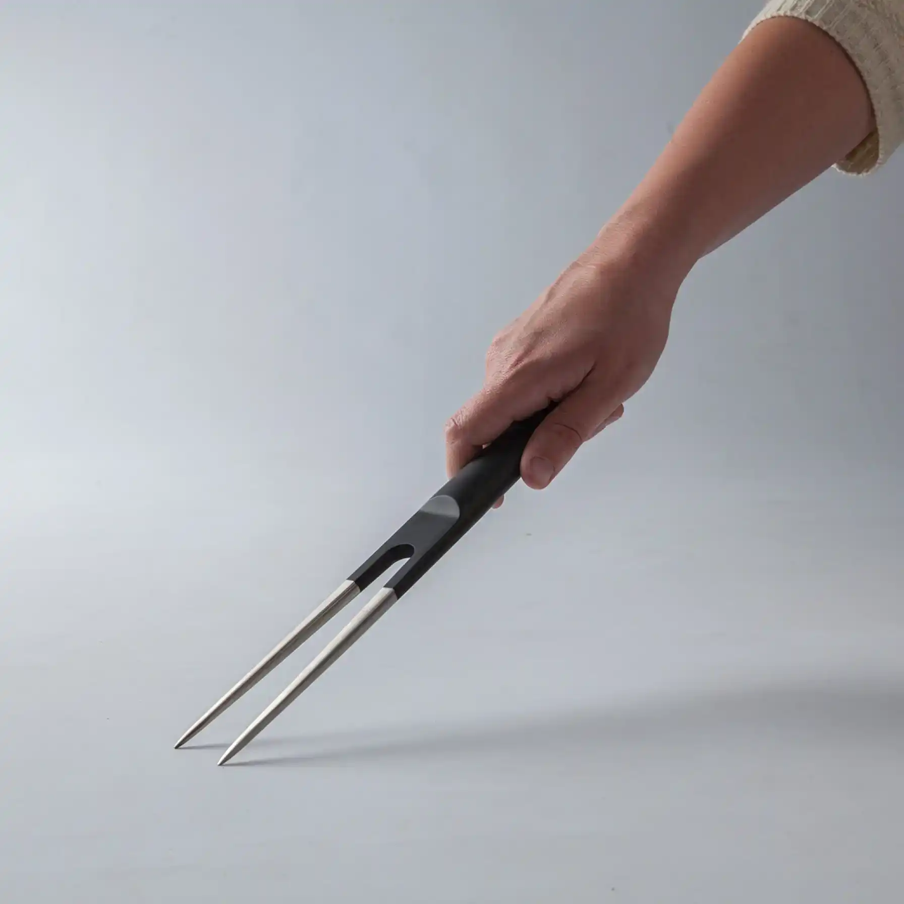 BergHOFF Kuro Stainless Steel Carving Fork (17 cm)