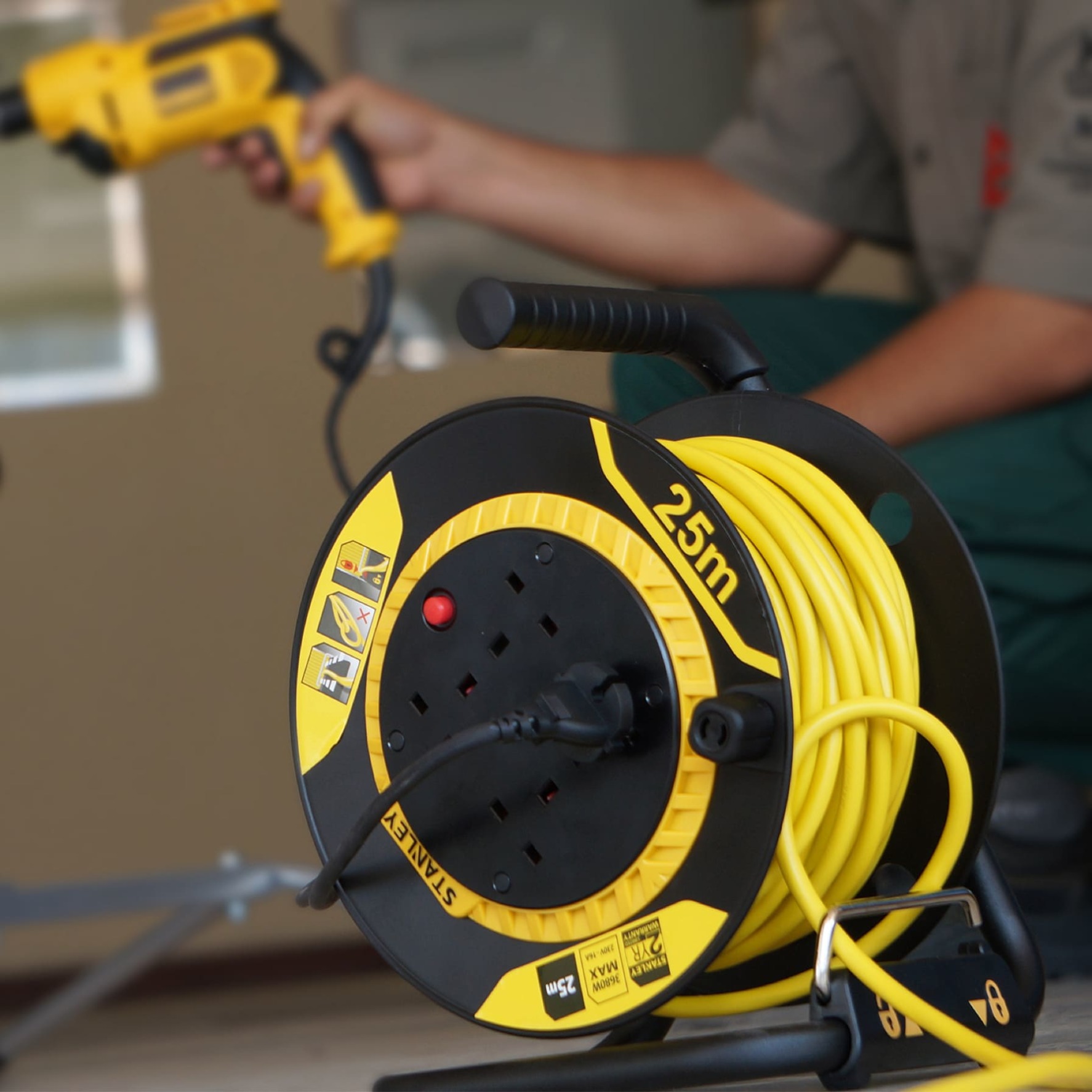 Stanley 4-Sockets Cable Reel (25 m)