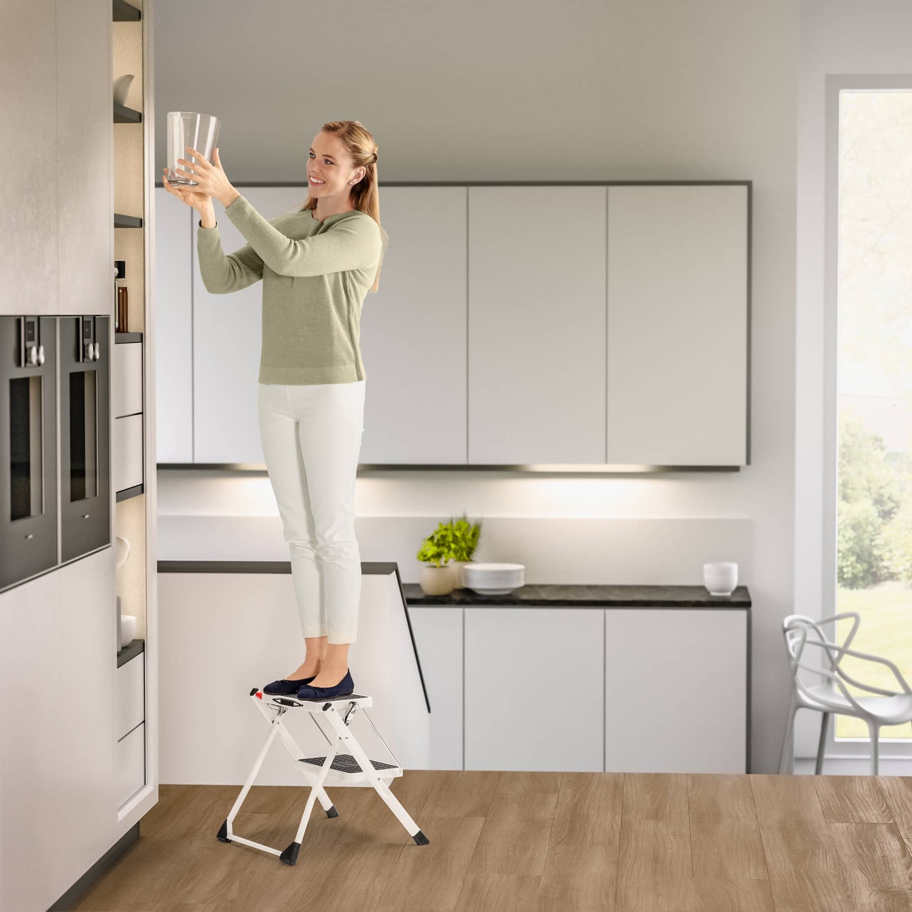 Hailo Standardline 2-Tier Step Ladder (49 x 4 x 56 cm)