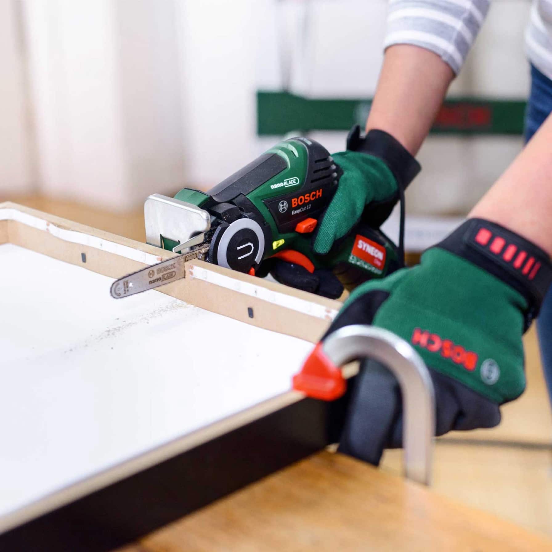 Bosch Cordless Nano Blade Saw, EasyCut 12 (12 V)