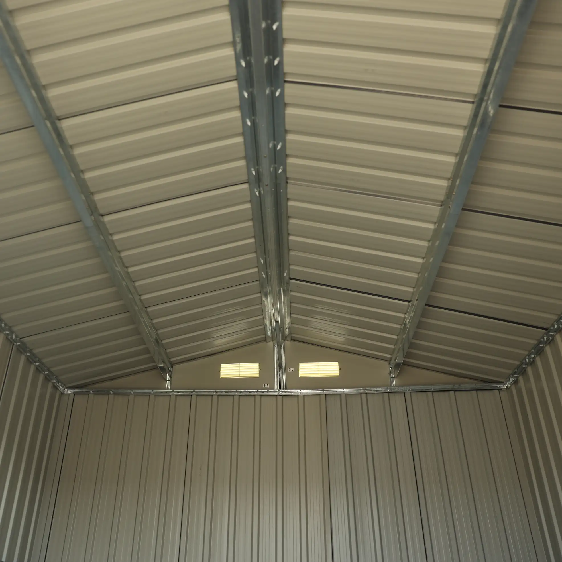 Blooma Metal Apex Roof Shed (226.3 x 269.1 x 172 cm)