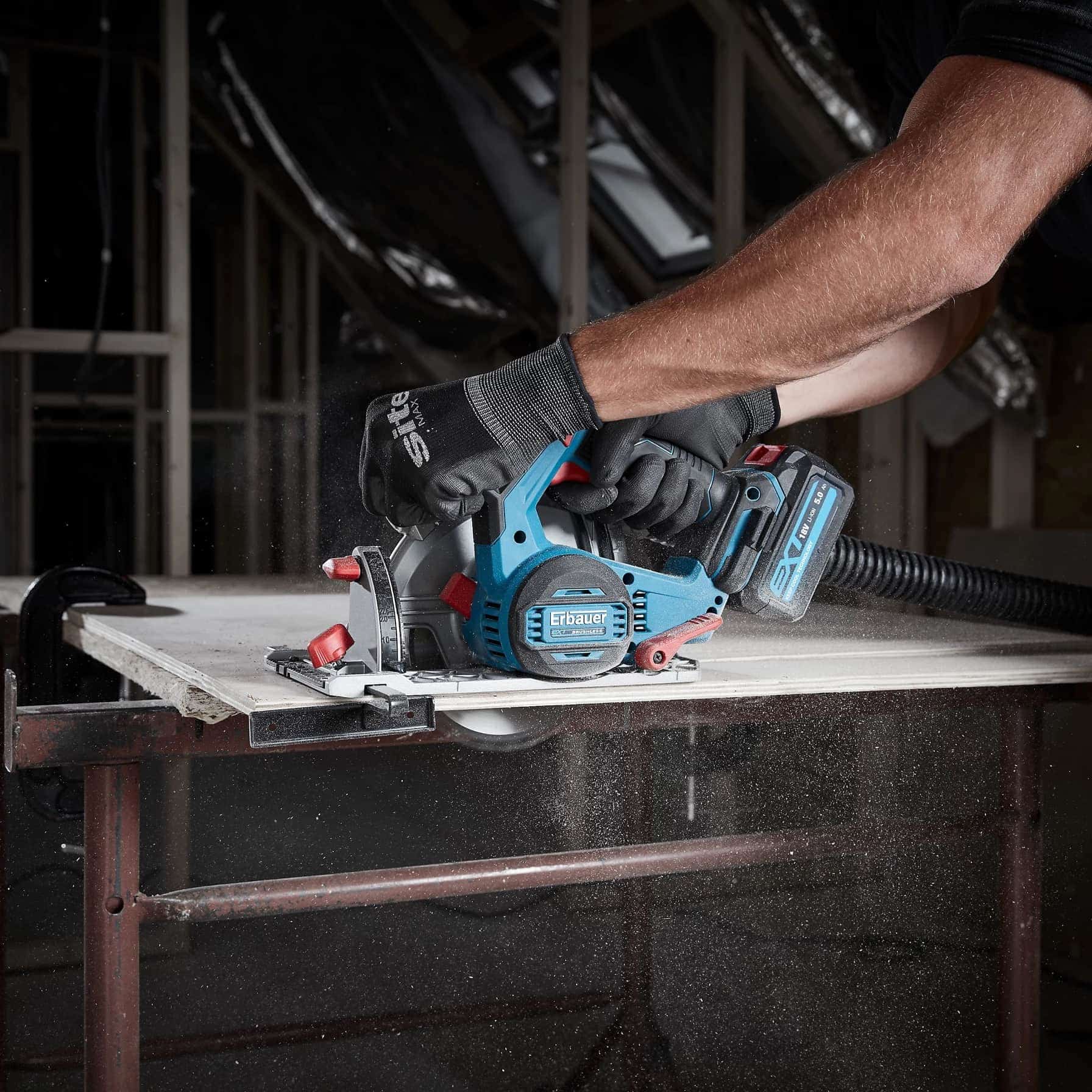 Erbauer EXT Brushless Cordless Circular Saw Set W/Battery & Charger, ECS18-Li (18 V) 