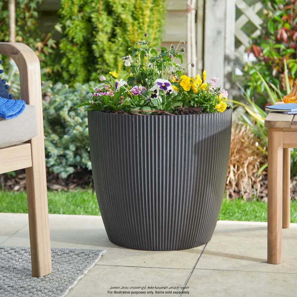 Verve Vertical Ribs Oval Plastic Pot (43 cm, Black)