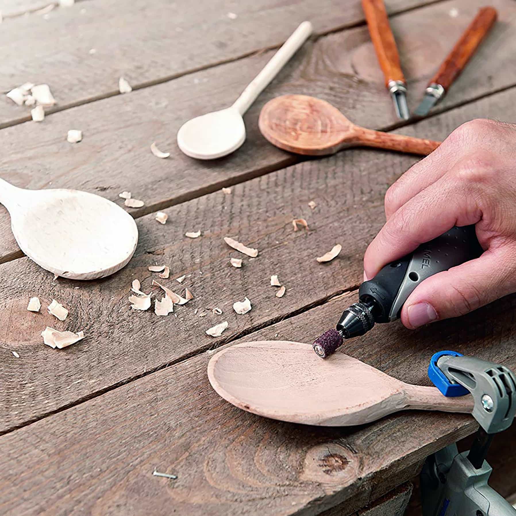 Dremel Stylo+ Corded Precision Craft Tool Set (240 V)
