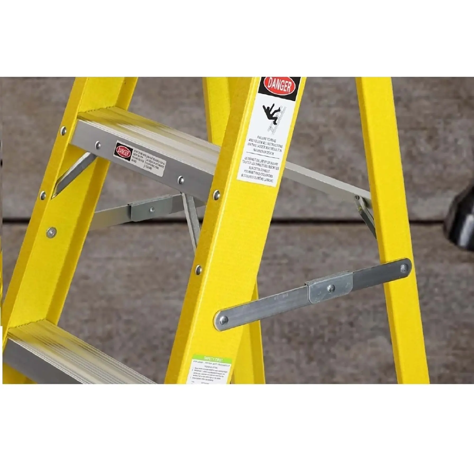 Stanley 3-Tier Fiberglass Ladder (44 x 14 x 36.5 cm)