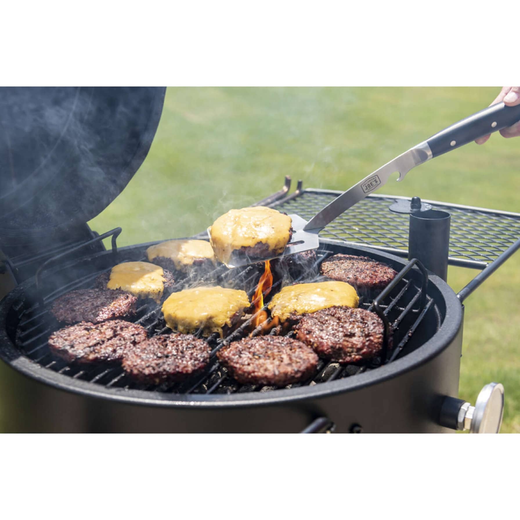 Oklahoma Joe Bronco Charcoal Drum Smoker Grill, 19202089 (64.52 x 109.98 x 76.96 cm)