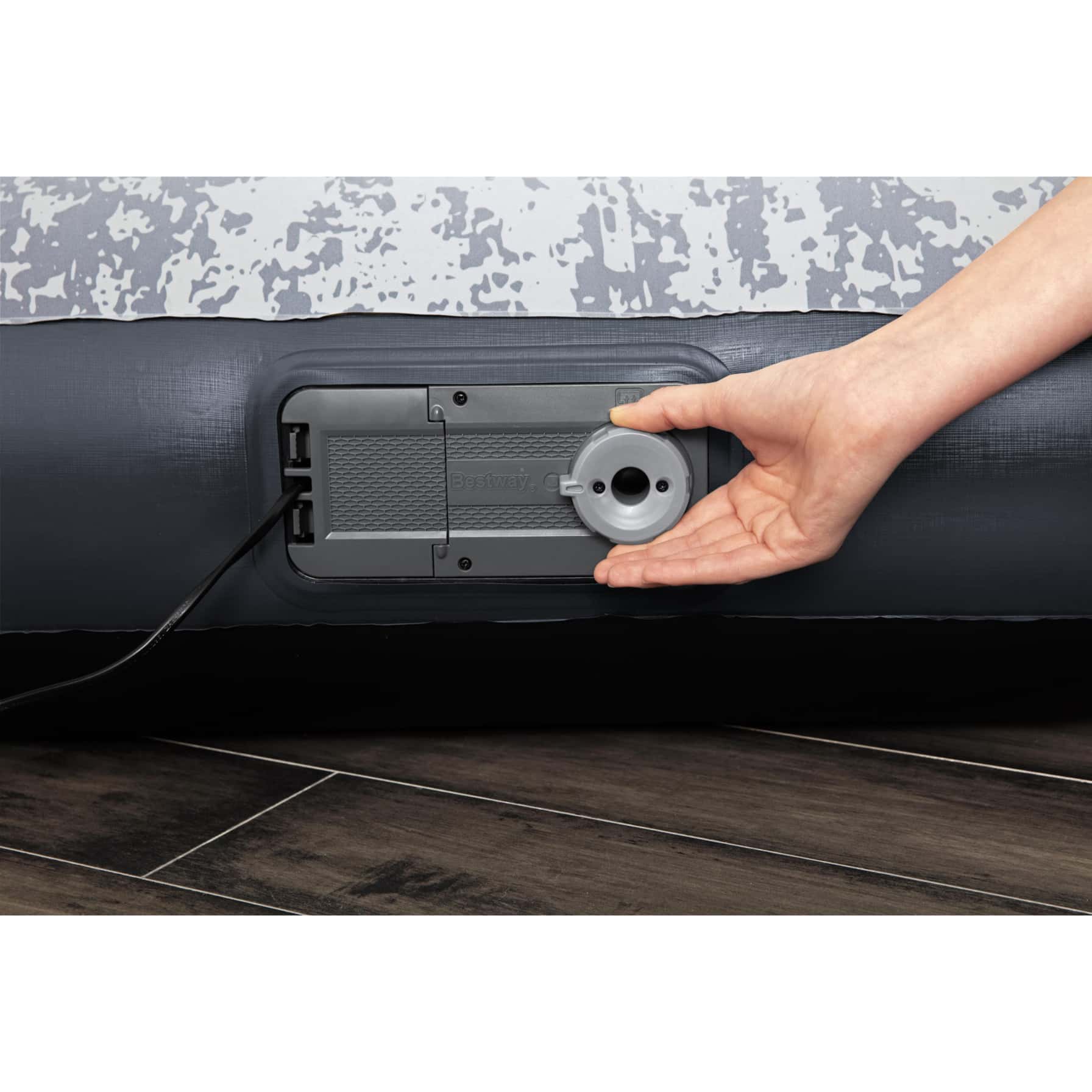 Bestway 1-Person Inflatable Twin Air Bed W/Built-In AC Pump (188 x 99 x 30 cm)